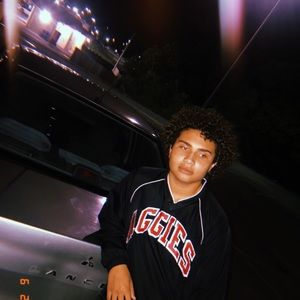 Meet your Posher, Devyn